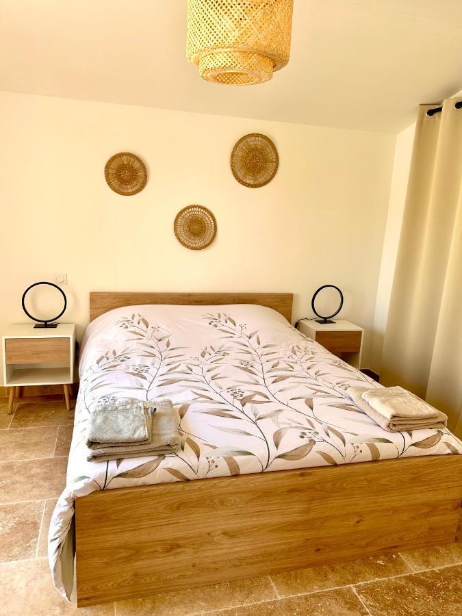 Maison De Charme Avec Jacuzzi Molleges Kültér fotó